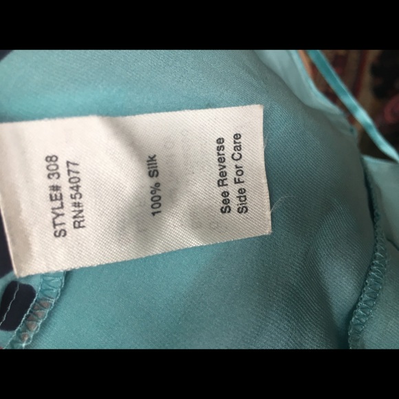 100% silk Cabi top - Picture 3 of 4